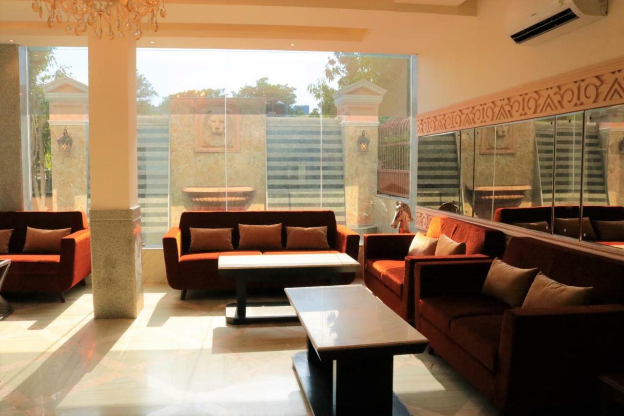 Royal Residence Iffco Chowk Gurgaon Dış mekan fotoğraf