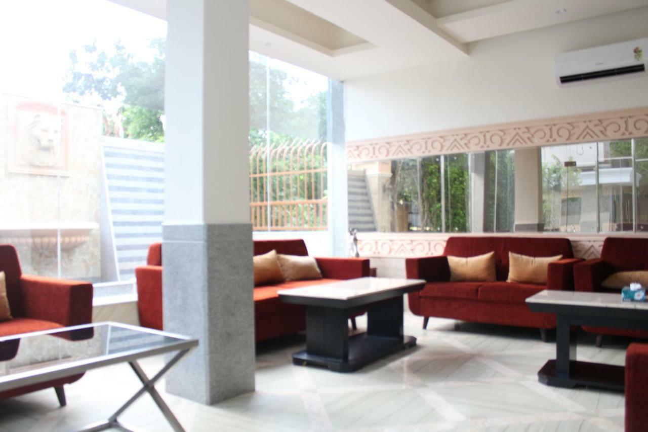 Royal Residence Iffco Chowk Gurgaon Dış mekan fotoğraf