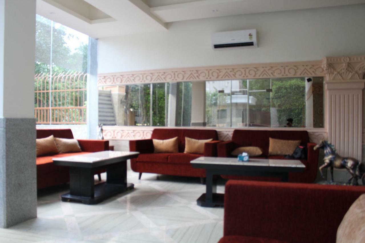 Royal Residence Iffco Chowk Gurgaon Dış mekan fotoğraf