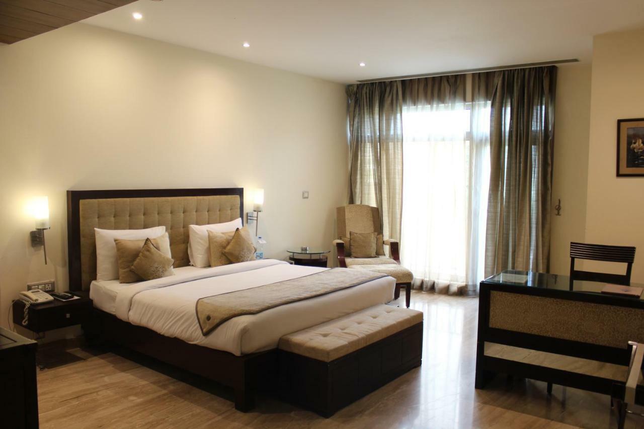 Royal Residence Iffco Chowk Gurgaon Dış mekan fotoğraf