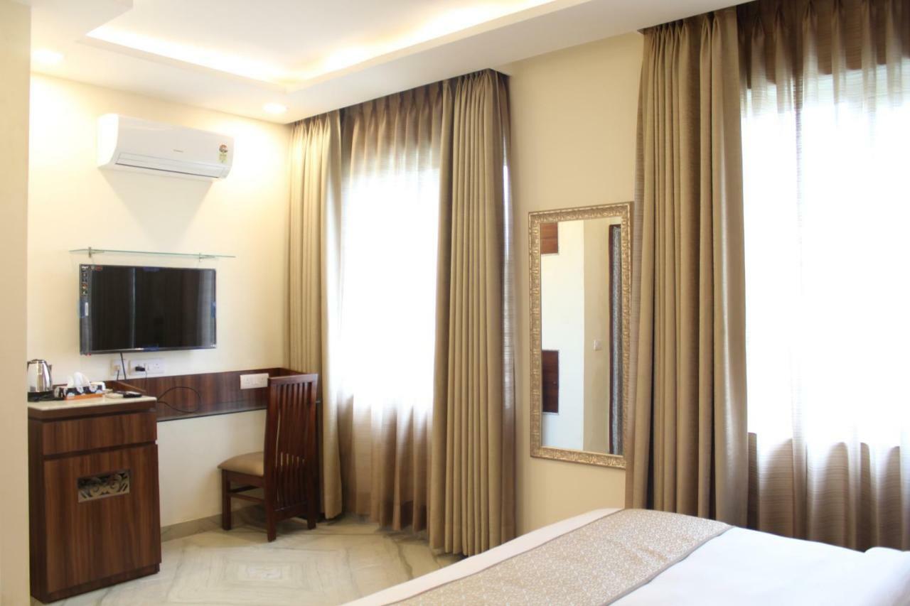 Royal Residence Iffco Chowk Gurgaon Dış mekan fotoğraf